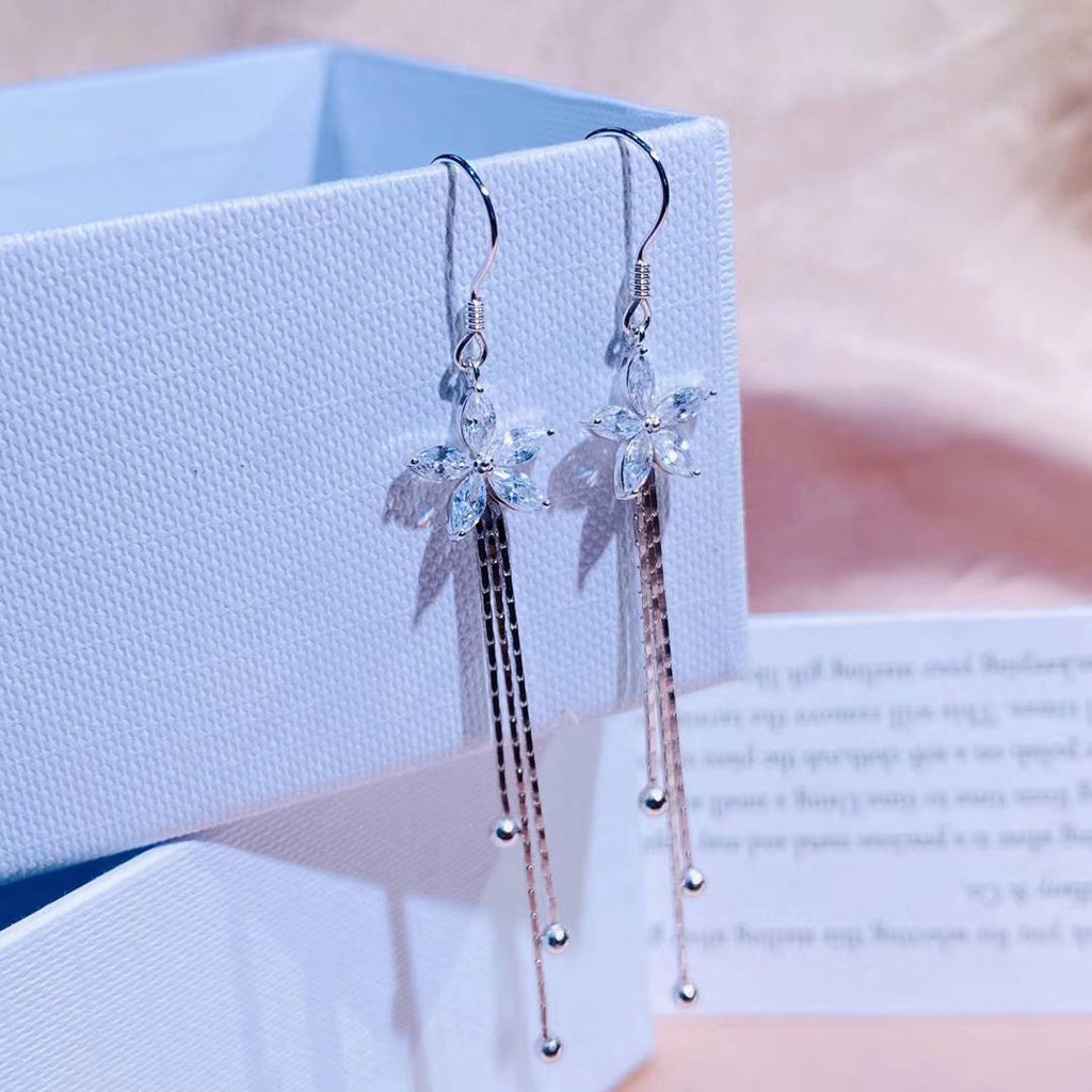 Crystal Five-Petaled Flower Silver Beard Tassel Style Sterling Silver Earring