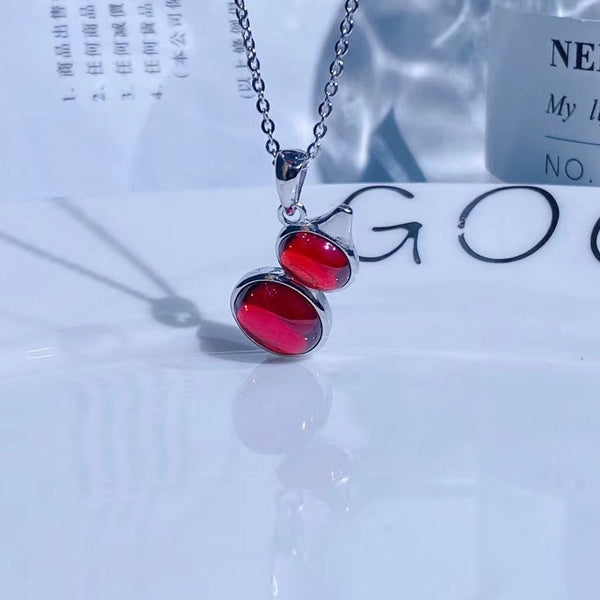 Red Garnet Calabash Sterling Silver Necklace