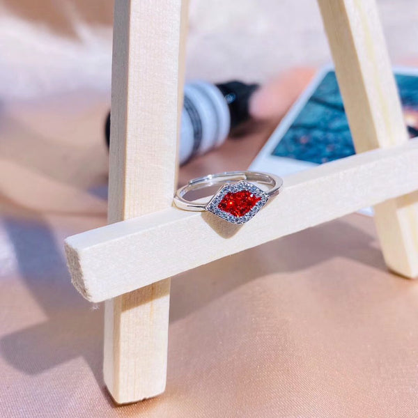Red Lips CZ Surround Sterling Silver Ring