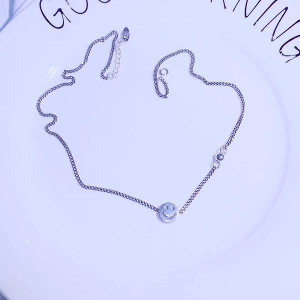 Vintage Design Smile Face Pendant Sterling Silver Necklace